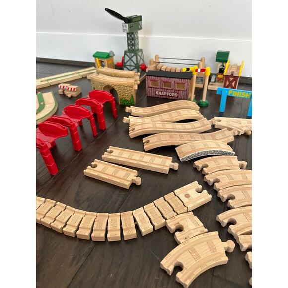 Vintage Thomas and Friends Wooden Train Tracks and Accessories - Picture 4 of 10